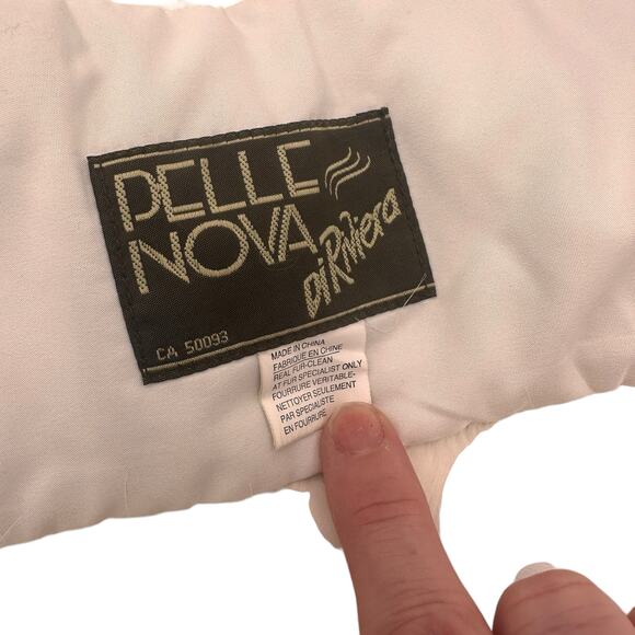 Pelle Nova di Riviera White Rabbit Fur Scarf - Picture 5 of 7